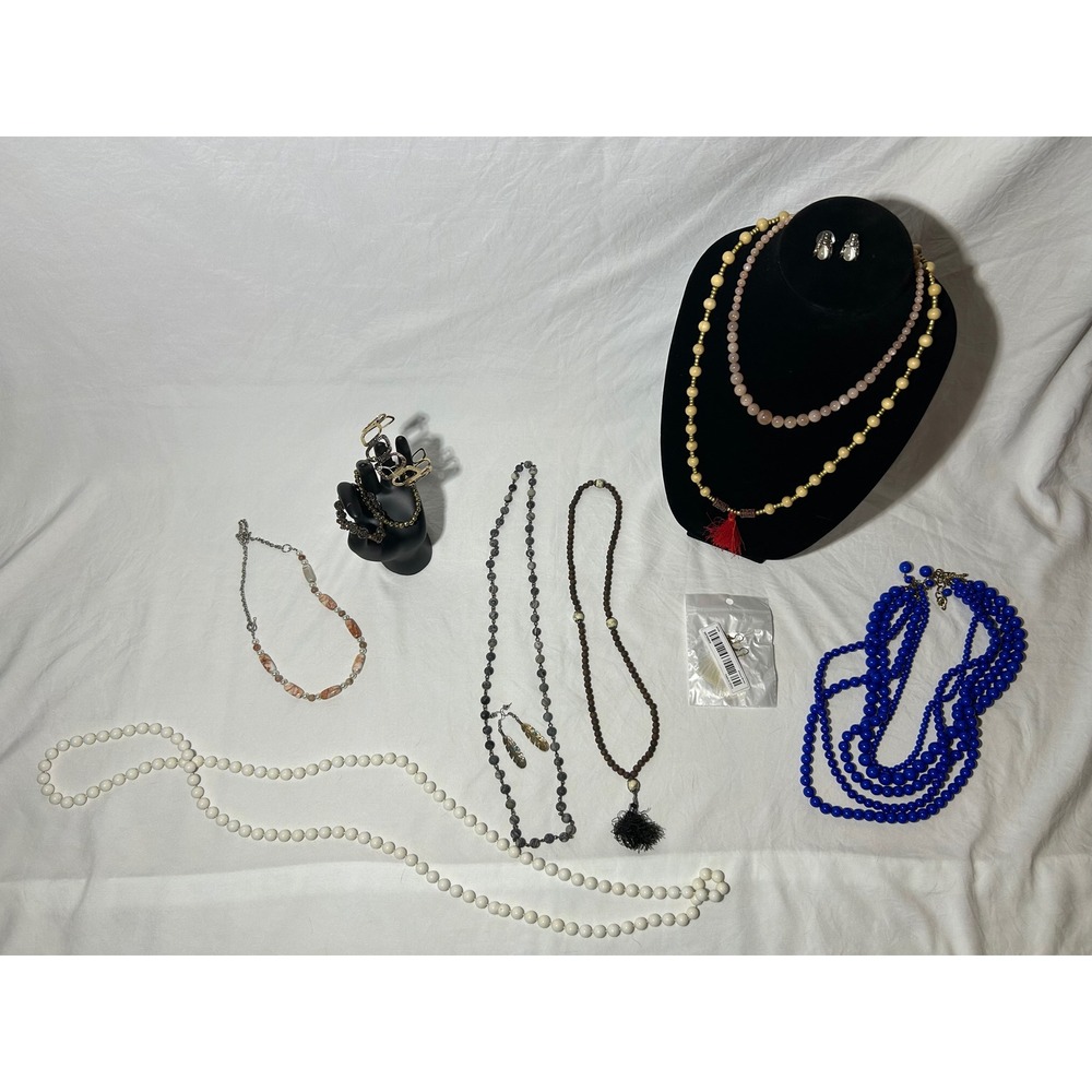 2-3lbs Assorted Necklaces Bracelets Earrings Rings‎ Jewelry